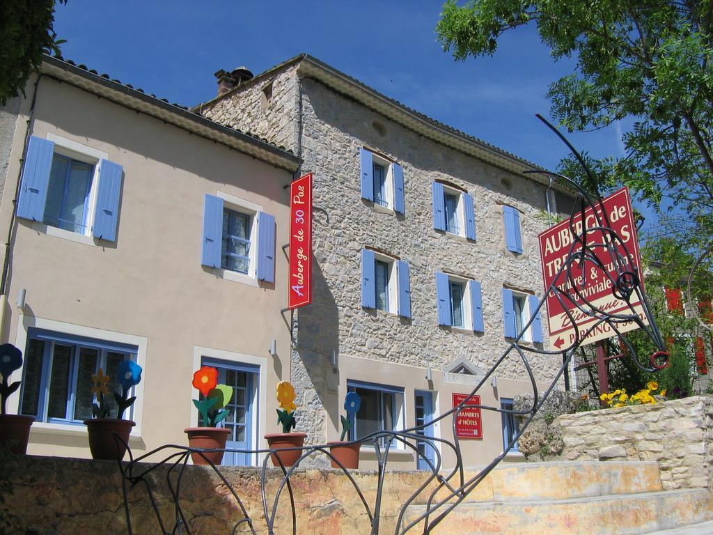 Auberge De Trente Pas Saint-Ferreol-Trente-Pas Екстер'єр фото